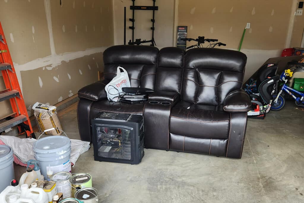 Top Furniture Removal in St. Charles and St. Louis County Missouri
